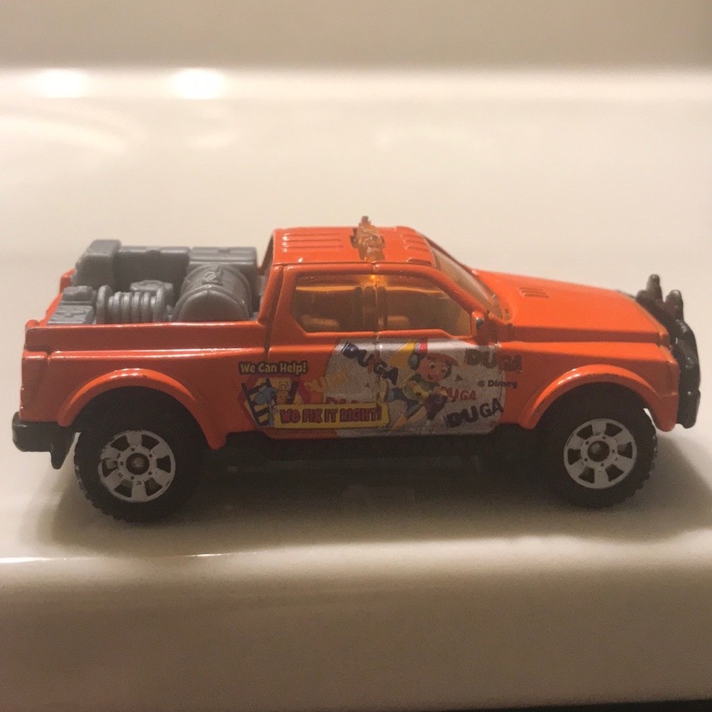 Rare matchbox Handy Manny vintage 2002 emergency 4 x 4